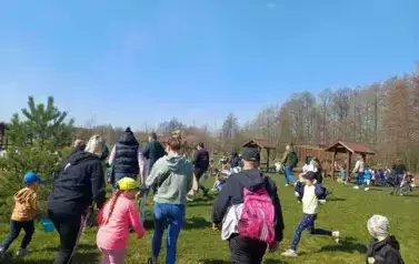 Wielkanocne szukanie jejek 24