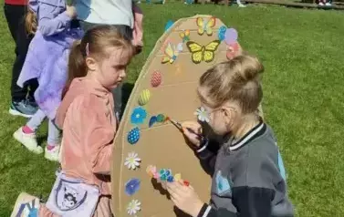 Wielkanocne szukanie jejek 63