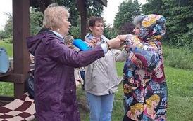 Międzynarodowe spotkanie senior&oacute;w nad jeziorem M&oacute;j w Czernikach 8
