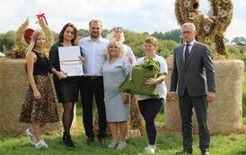 Zakończenie sezonu z niedziennym obiadami 14
