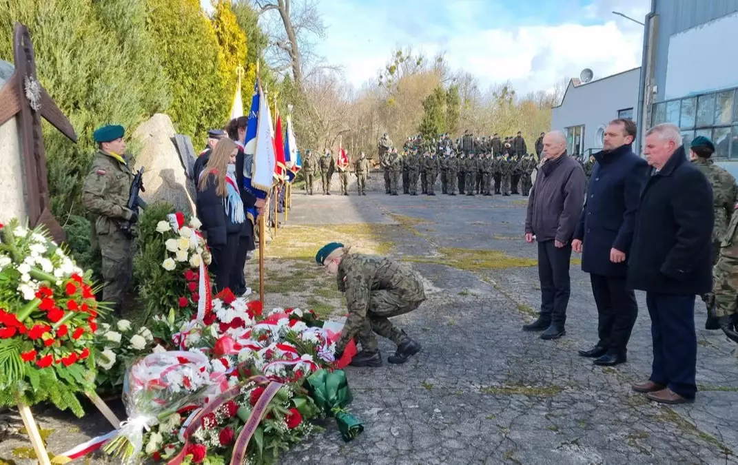 Apel Pamięci poświęcony ofiarom katastrofy pod Smoleńskiem