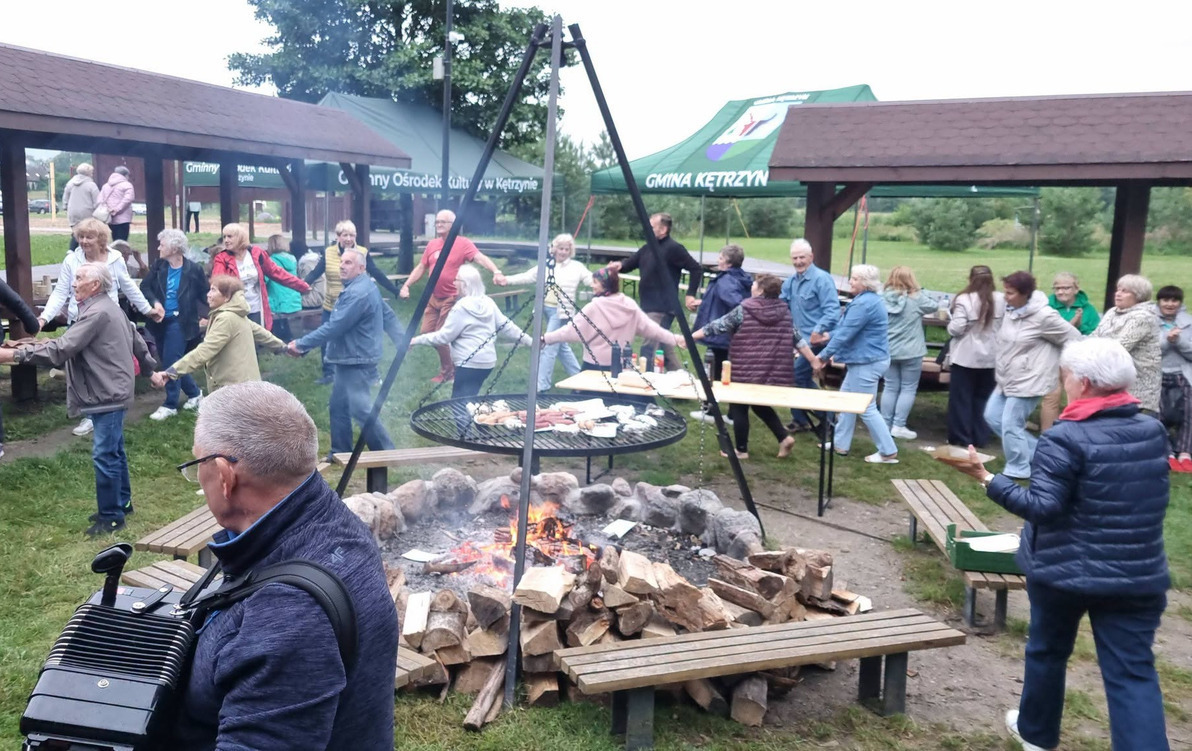 Międzynarodowe spotkanie seniorów nad jeziorem Mój w Czernikach 